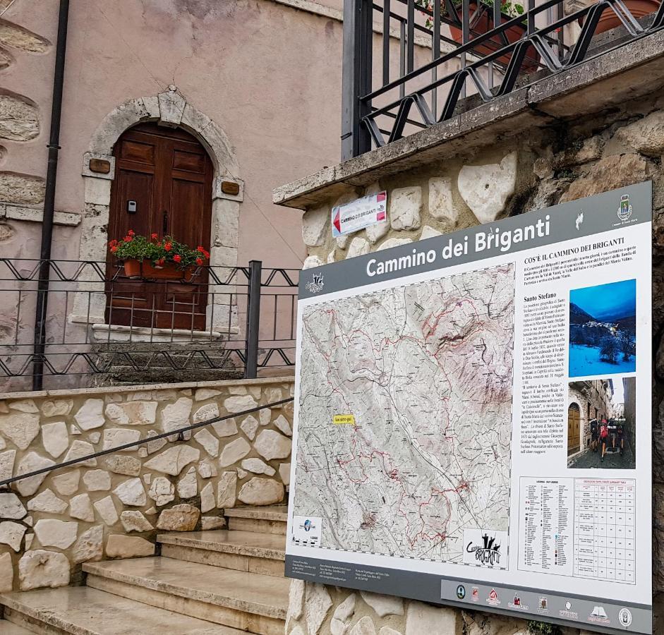 Apartamento Il Rifugio Del Brigante Sante Marie Exterior foto