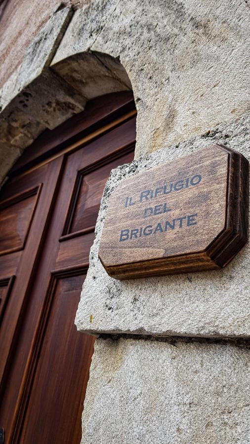 Apartamento Il Rifugio Del Brigante Sante Marie Exterior foto